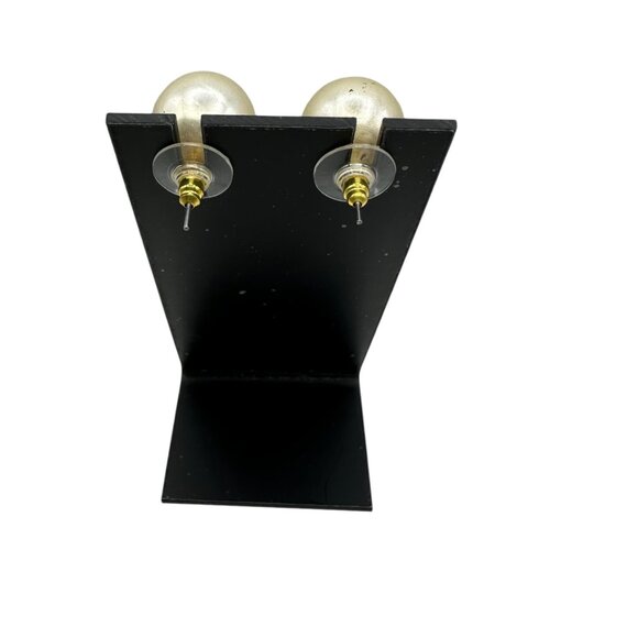 Womens Faux Pearl Post Earrings Imperfect Jewelry White Bead Costume Fashion - Picture 4 of 5